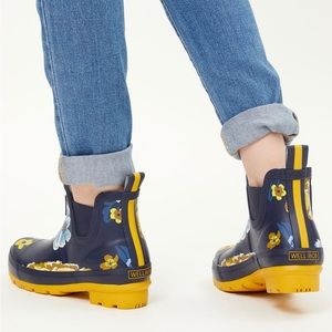 NWT, Navy Botanical Wellibob Ankle Rain Boot